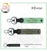 Hız Aşıkları İçin İsim Plaka ve 0 Rh (-) Kan Grubu Yazılı Hediyelik x2 Anahtarlık, Kül Gri-Yeşil-Ysl (Çok Renkli)
