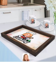 BK Gift Kişiye Özel Kadın Chef Karikatürlü Doğal Ahşap Tepsi ve 2’li Kahve Fincan Seti-14