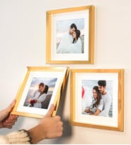 BK Gift Yapışkanlı Sök Tak Paspartulu Klasik Kare 3'lü Çerçeve, Arkadaşa Hediye, Sevgiliye Hediye, Ev Hediyesi (Gold)