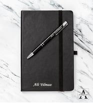 Kişiye Özel İsimli Defter, Kalem, Anahtarlık Hediye Seti (Model 2)