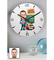 Erkek Edebiyat Öğretmenine Öğretmenler Günü Hediyesi Karikatürlü Duvar Saati