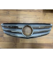 Mercedes W204 Krom Çıtalı Gri Panjur 2008-2014 2048800023
