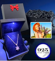 Işıklı Kutusunda 925 Ayar Gümüş Lotus Kolye - Siyah Hediye Kutusunda Fotoğraflı