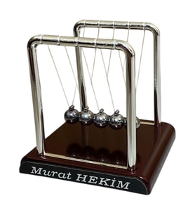 Kişiye Özel Küçük Boy Newton Denge Topu Masaüstü İsimlik Stres Topu
