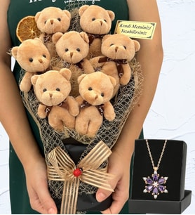 Kişiye Özel Büyük Boy 7'li Tasarım Peluş Ayıcık Buketi ve Gerçek Ametist Taşlı Lotus Kolye (Model 2)