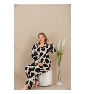 Arias Closet Büyük Beden Siyah Beyaz Kalp Desenli Düğmeli Uzun Kol Viskon Pijama Takımı