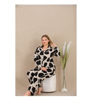 Arias Closet Büyük Beden Siyah Beyaz Kalp Desenli Düğmeli Uzun Kol Viskon Pijama Takımı
