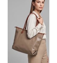 Chic Carry Büyük Boy Deri Kadın Omuz Çanta