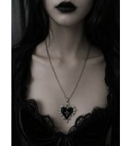 Gotik Siyah Kalp Haç Detaylı Metal Kolye Unisex Zincir