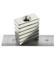 Magnet 5 Adet, Neodyum Mıknatıs, 20X10X4X5 Mm, Köşeli, Havşa Delikli, Güçlü Magnet, N35 Kalite