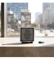 Estetik Hamsa Figürlü Dekoratif Parça, Çalışma Alanlarınıza Zarafet Katan Tasarım 10x10 cm