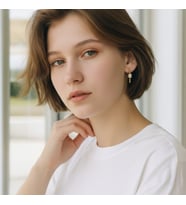 Lorivelle Kadın Zirkon Taşlı Dikdörtgen Çelik Küpe  14K Altın Kaplama Modern Minimalist Ataç Model