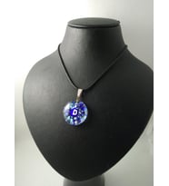 CAM HARF KOLYE – HANDMADE EL YAPIMI MURANO– (D) HARFİ MODELİ
