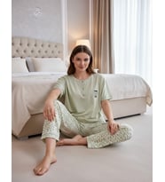 Mihra Kadın Ring Viskon Düğmeli Yaka Kısa Kol Likralı Pijama Takımı 40112Y - 1 Adet