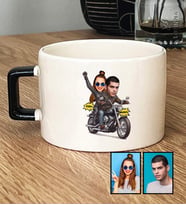 Kişiye Özel Karikatürlü Motorlu Sevgililer Lüks Fincan Sevgililer Günü Hediyesi