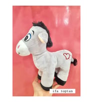 Peluş Eşşek 28 Cm Kalp Desenli (Çok Renkli)