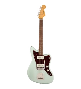 Squier 0374083572 Classic Vibe 60s Jazzmaster Elektro Gitar (Orta Seviye) Laurel Klavye, Sonic Blue, Vintage Stil Manyetik ve Tremolo