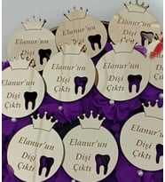Kişiye Özel Pleksi Diş Çıktı Anahtarlık Magnet Hatıra (Altın)