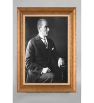 Altın Varaklı Paspartulu Çerçeveli Atatürk Tablo nt1191