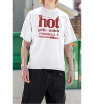 Hot Girls Watch Formula 1 Yazılı Unisex Oversize Tişört