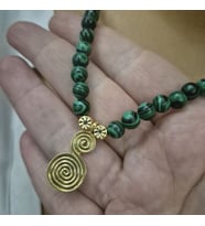 Nish Malahit Doğaltas Döngü Kolye