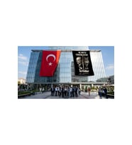 Ne Mutlu Türküm Diyene Atatürk Bozkurt Kılıç Bayrak ve Türk Bayrağı Premium Raşel Kumaş 2'li Set 10x15 metre ATA83