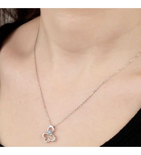 SWAROVSKİ TAŞLI KELEBEK 925 AYAR GÜMÜŞ KOLYE