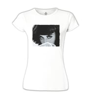 Katy Perry - It's Black Beyaz Bayan Tshirt