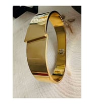 GOLD RENK TASARIM ÇELİK KELEPÇE ACR9865
