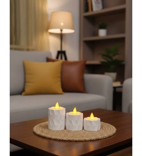 3'LÜ GEOMETRİK MUMLUK (Beyaz)