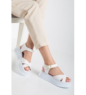 Dadwolf Sade Düz Platform Dolgu Taban Sandalet (Düz Beyaz)