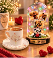 Kişiye Özel 3 Fotoğraflı Yazılı Renkli LED Pandalı Fanus ve Hayat Ağacı Kahve Fincanı