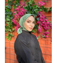 YEŞİL Emproyal Monogram Eşarp