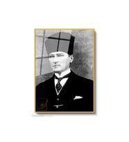 Dikey Çerçeveli Cam Ataturk Karakalem Modern Ev Dekoru Duvar Sanatı Ev Ofis Tablosu (Altın)
