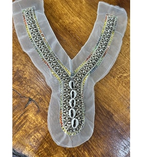 ZİRKON TAŞ İŞLEME GİYİM YAKA DİKİŞ APLİKE 28X22 CM
