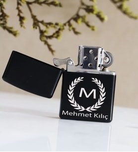 Kişiye Özel İsimli Siyah Metal Benzinli Zippo Çakmak