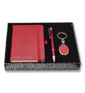 Kişiye ve İsme Özel Kırmızı Defter, Kalem ve Anahtarlık Seti