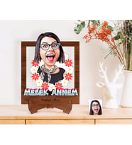 BK Gift Kişiye Özel Anneler Günü Temalı Melek Annem Karikatürlü Ahşap Standlı 3D Biblo-1 (Beyaz)