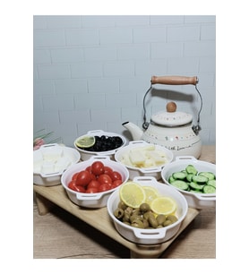 Set halinde 3 adet şık porselen kahvaltılık kase ve tabak