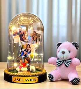 Kişiye Özel Led Işıklı Biblolu Fanus ve Pembe Peluş Ayıcıklı Anahtarlık (Model 10)