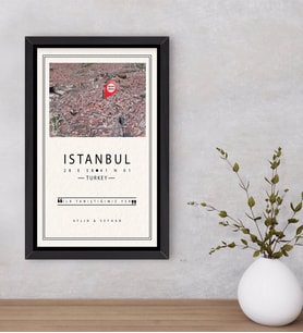 BK Gift Kişiye Özel Renkli İstanbul Haritası Tasarımlı Dekoratif Ahşap Siyah Çerçeveli Tablo-1