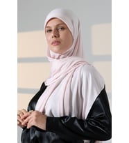 Hazır Pratik Geçmeli Likralı Penye Tesettür Şal - Pudra