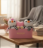 Premium Özel Seri -Siyah Penguen & Pembe Penguen Peluş Pembe Kadife Kutuda