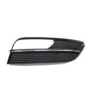 Audi A3 Hatchback 2013-2016 Ön Tampon Sağ Sis Farı Kapağı 8V3807682A