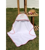 Super Girl Nakışlı 75x75 Bebek Kundak (Beyaz)