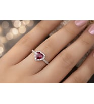 925 Ayar Gümüş Kırmızı Swarovski Kalp Yüzük (Gümüş)