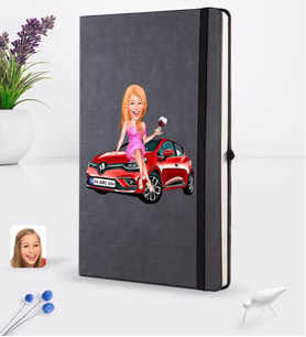 BK Gift Kişiye Özel Plakalı Kadın Renault Clio Karikatürlü Siyah Termo Deri Defter 16x24cm Model 1