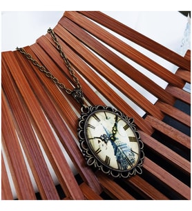 Antik Sarı Saat Kulesi Kadın Madalyon Kolye (Bronz)
