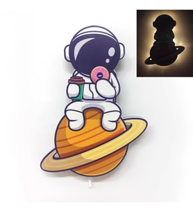 CajuArt Astronot Donut Ahşap Led Işıklı Çocuk Odası Duvar Tablosu (Karışık)