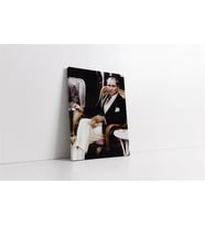 Atatürk Türk Kahvesi ve Sigara İçerken Kanvas Tablo